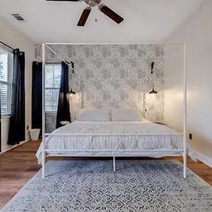 Honey, I'm Near - Seen On Hgtv Savannah